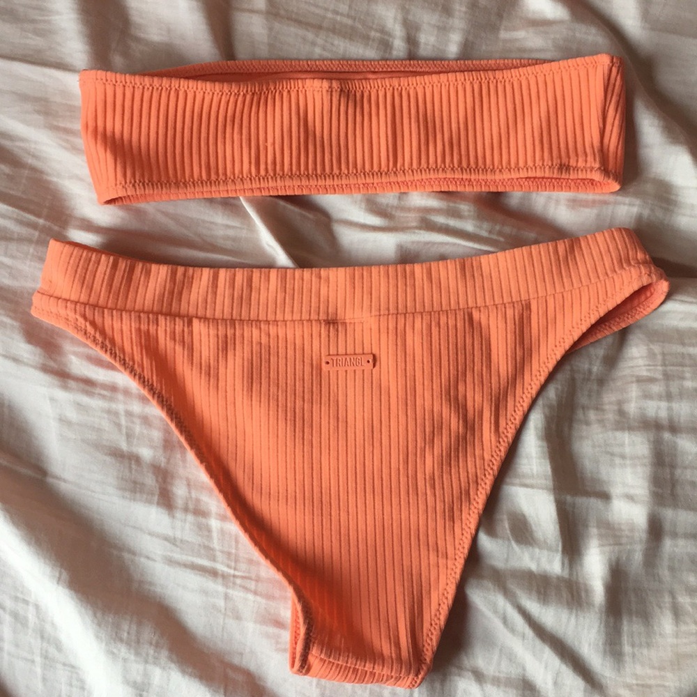 SOLD Triangl Carlotta Strapless Ribbed Bikini Set - Picture 3 of 6